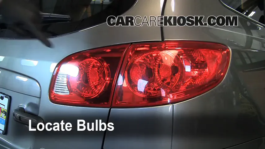 2009 Hyundai Santa Fe Limited 3.3L V6 Lights Tail Light (replace bulb)